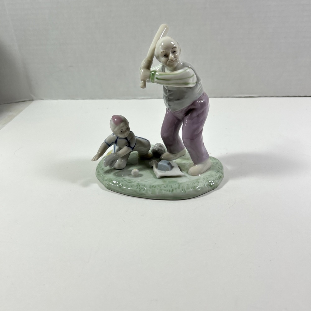 Paul Sebatian Porcelain‎ Figurine 1988 Home Run Baseball